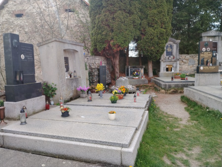 Hoštice roh